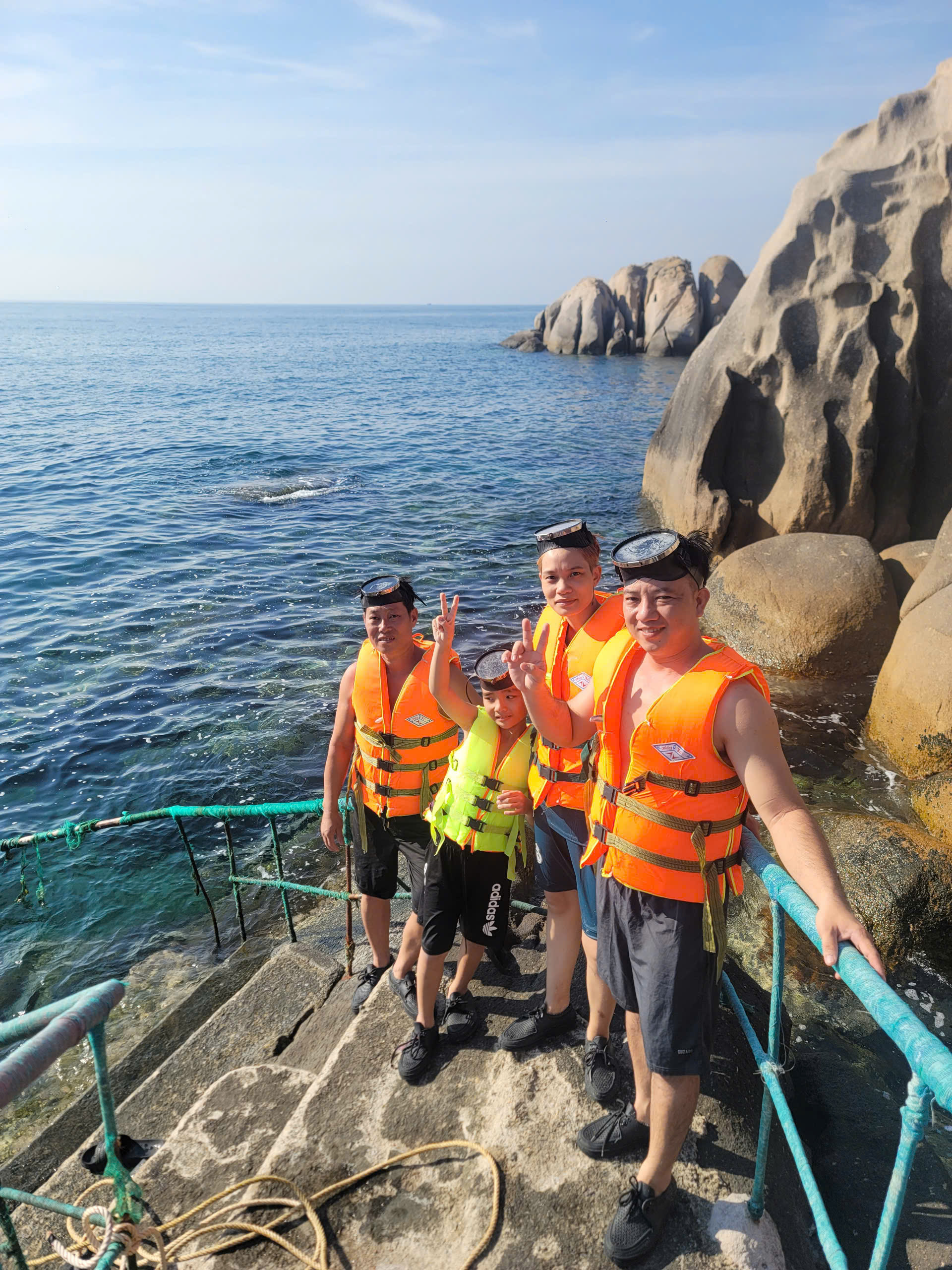 TOUR BÌNH BA 2N2Đ - VƯƠNG QUỐC TÔM HÙM1